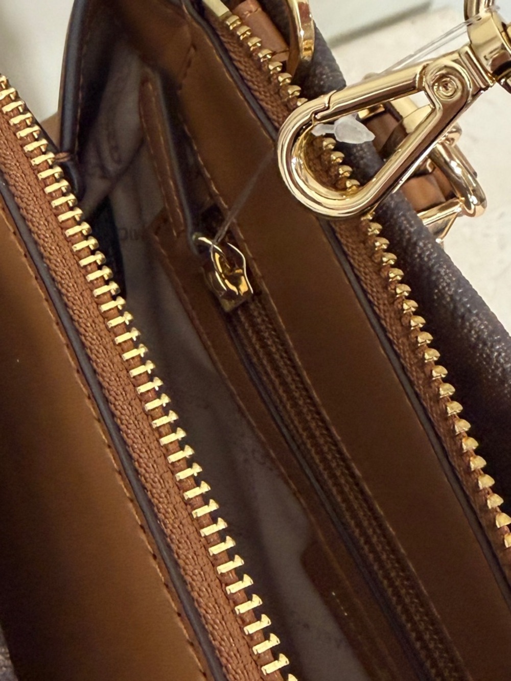 Michael Kors Marilyn Med Brown and Tan Satchel - Picture 11 of 16